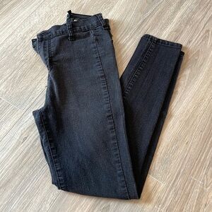 Pretty Little Thing Black High Waisted Jeans​